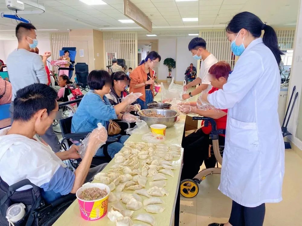 【保山安利醫(yī)院】“濃濃餃子香，深深關(guān)愛情”保山市殘聯(lián)肢體殘疾患者社會融入活動